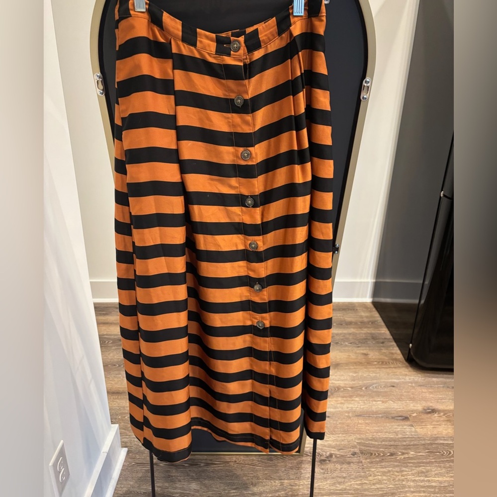 Who What Wear Satin Rust/Black Striped Maxi Skirt